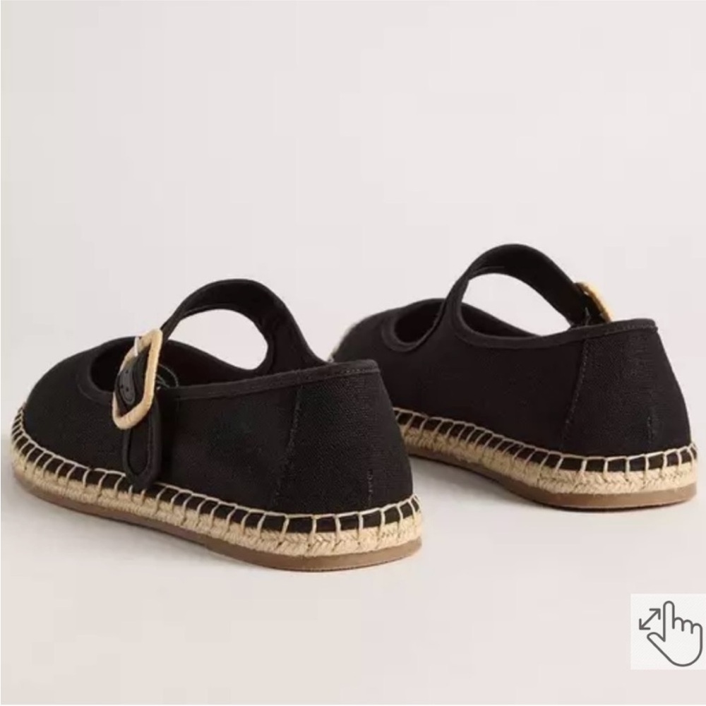 Torrid Black and Cream Espadrille Shoes - Picture 4 of 6